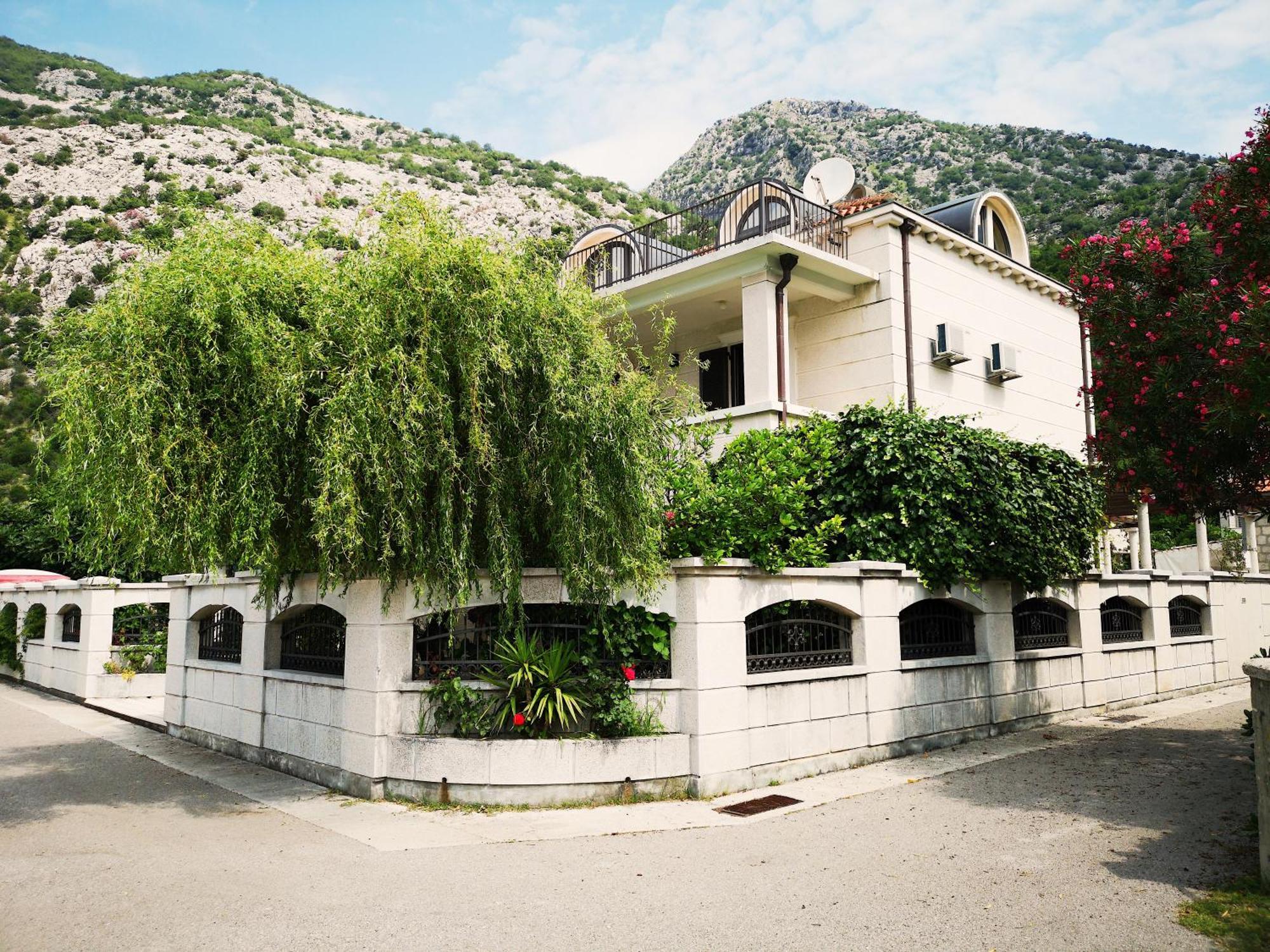 Villa Teuta Risan Kültér fotó