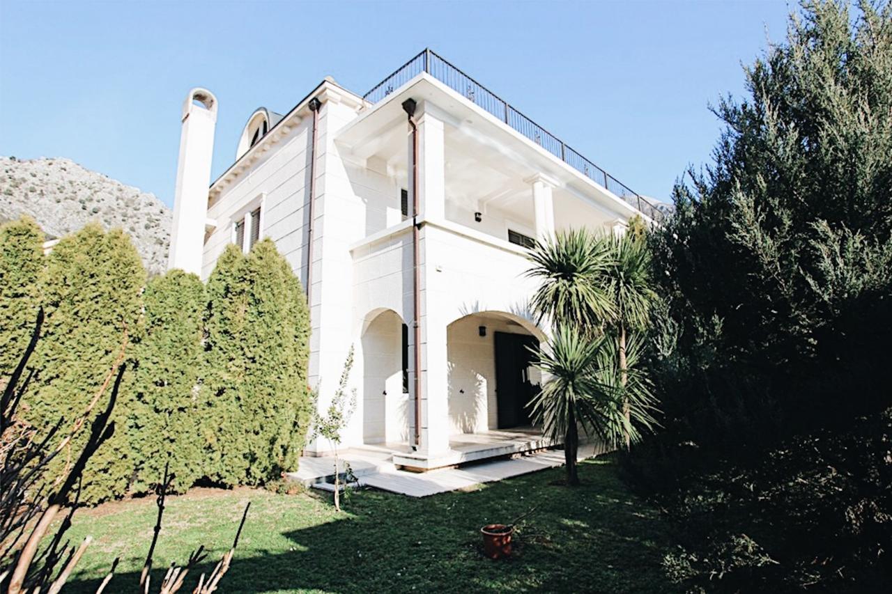 Villa Teuta Risan Kültér fotó
